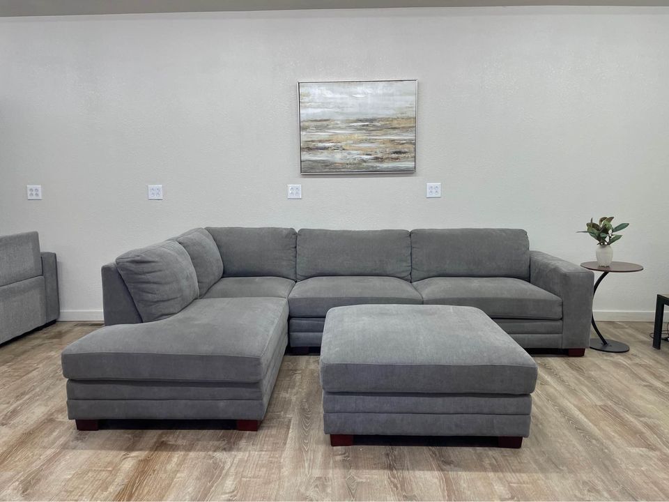 Penelope Sectional Sofa