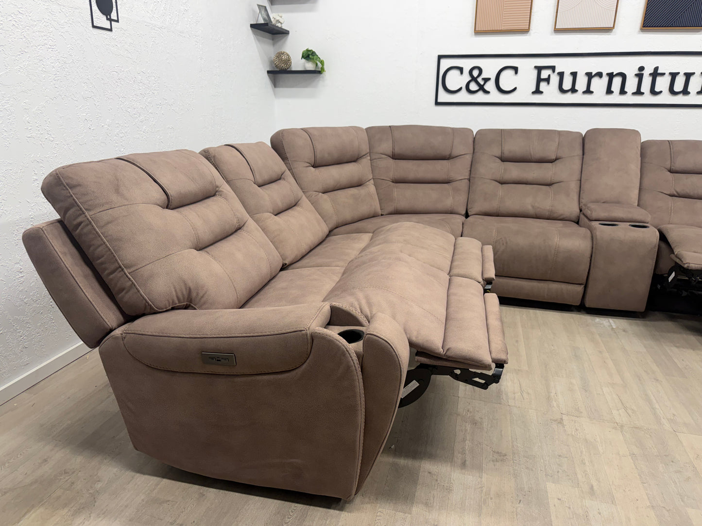 Carmelo Power Reclining Sectional