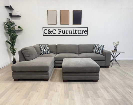 Penelope Sectional Sofa